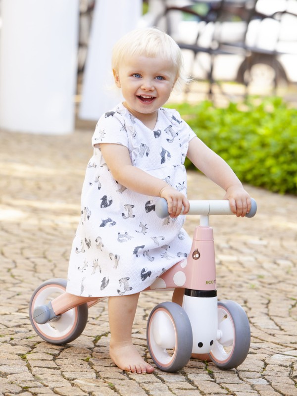 7033f0d704a58f2d4bbdd380f7287476